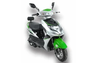 scooter bianco e verde-Foto: moto.it