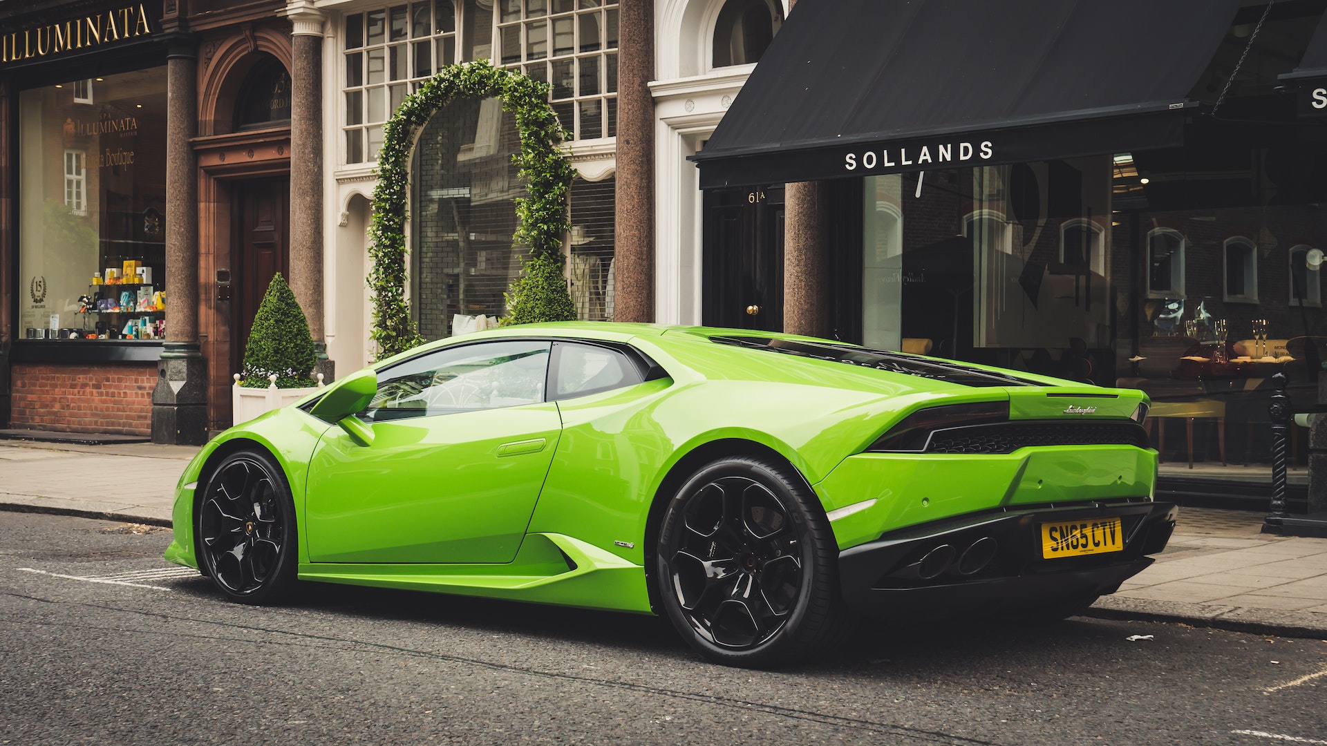 Foto di una bellissima Lamborghini di colore verde