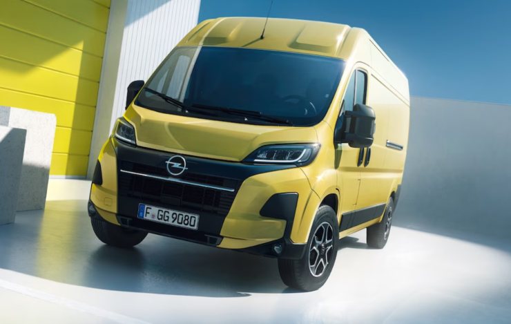 Opel Movano furgone elettrico bestione costo