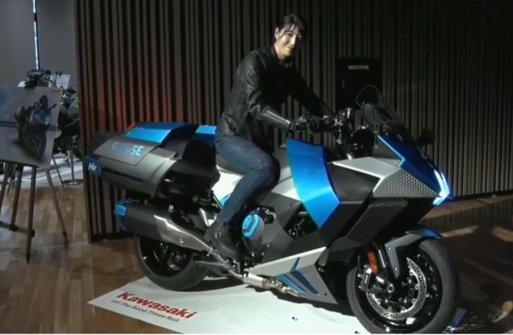 Kawasaki H2 HySE idrogeno moto futuro